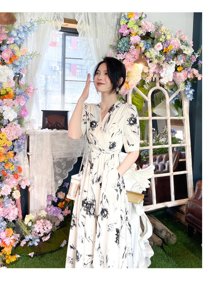 Women's Elegant Short-Sleeve V-Neck Midi Body-Slimming Chic Commuter Dress