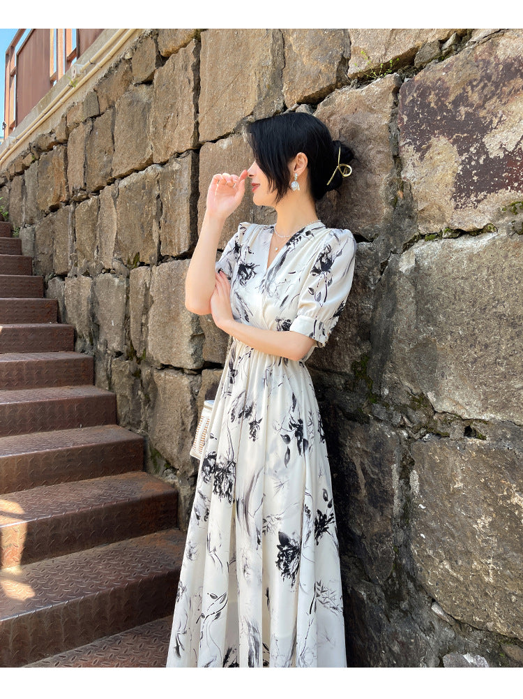 Women's Elegant Short-Sleeve V-Neck Midi Body-Slimming Chic Commuter Dress