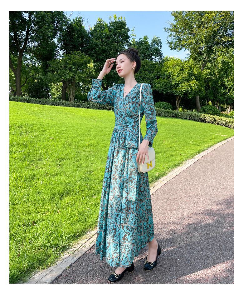 French-style Cinched Chiffon Maxi Dress