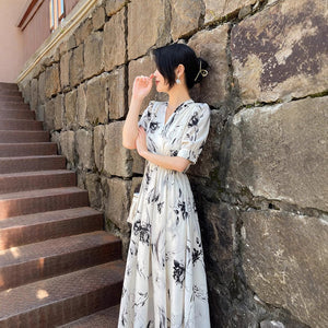 Women's Elegant Short-Sleeve V-Neck Midi Body-Slimming Chic Commuter Dress